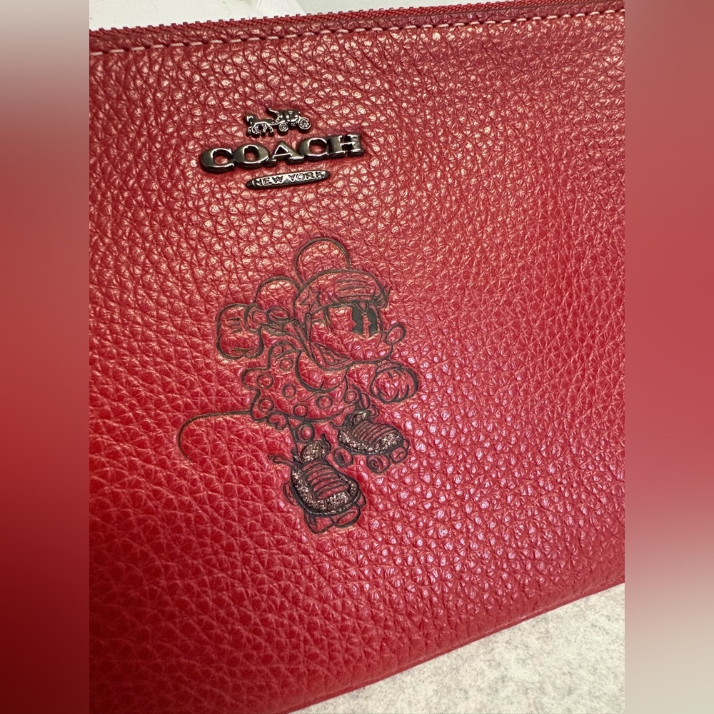 Coach Red Minnie roller derby Wristlet euc - Picture 4 of 11